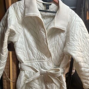 Athleta White Quilted Jacket with Ribbed Collar